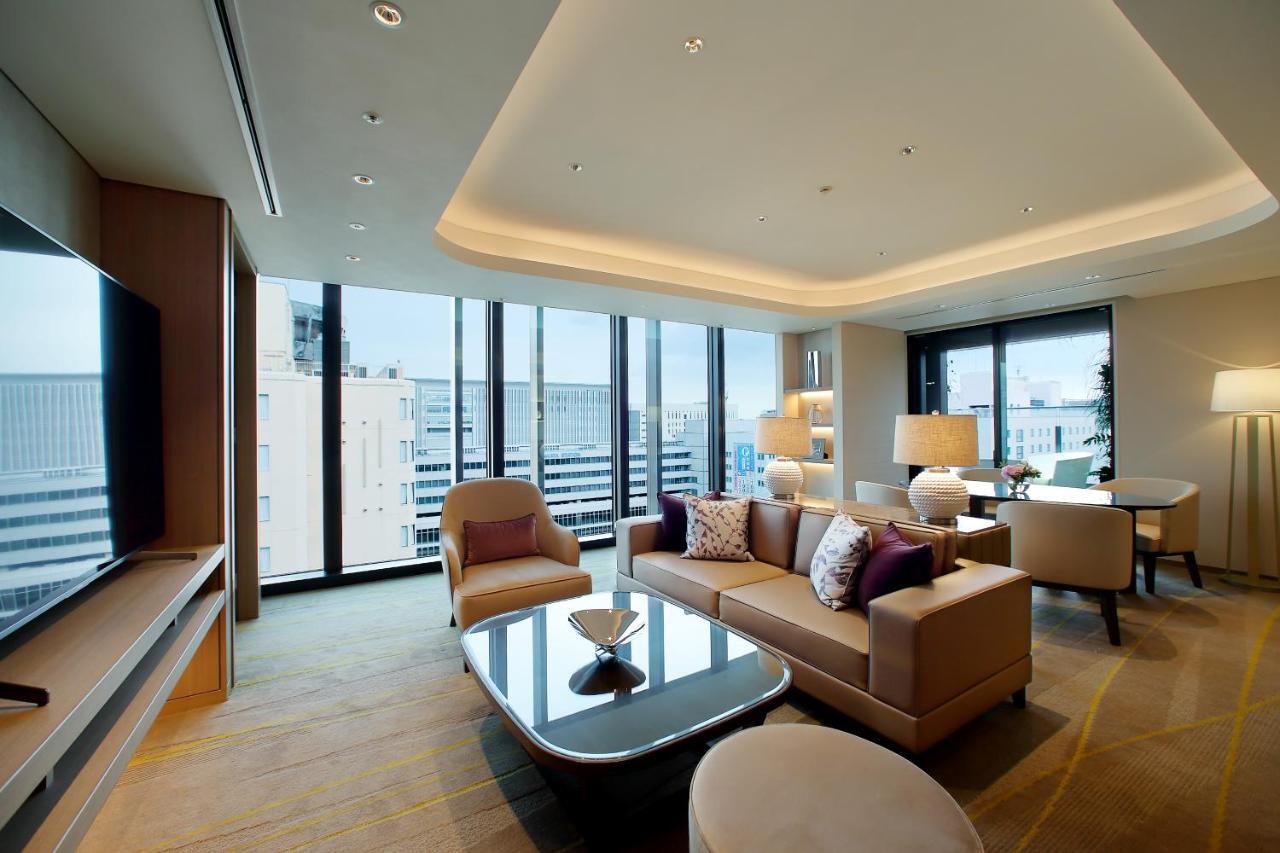 Miyako Hotel Hakata Fukuoka  Exteriér fotografie A suite at the hotel